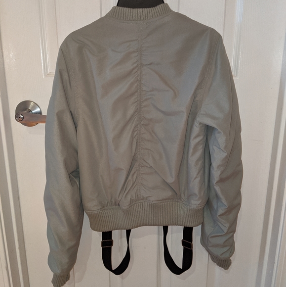 H&M bomber jacket with suspenders - Picture 6 of 6